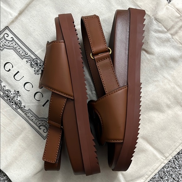 NWT Gucci Interlocking G Brown Leather Platform Sandals - Picture 12 of 14